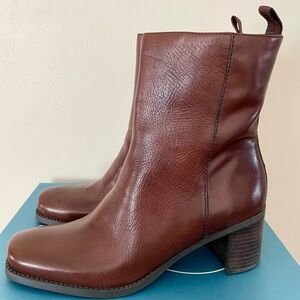 Women’s Nine West Boots, Brown, Size 10